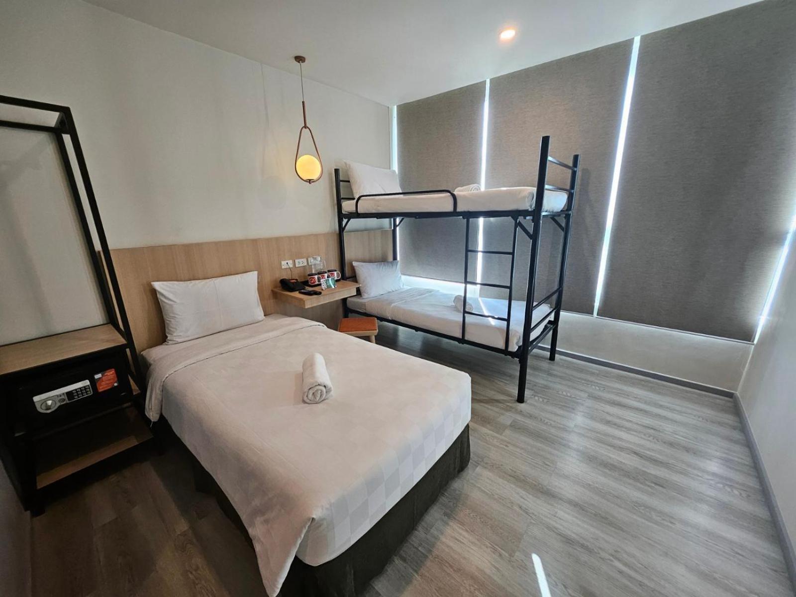 고 호텔스 만달루용 Mandaluyong 외부 사진