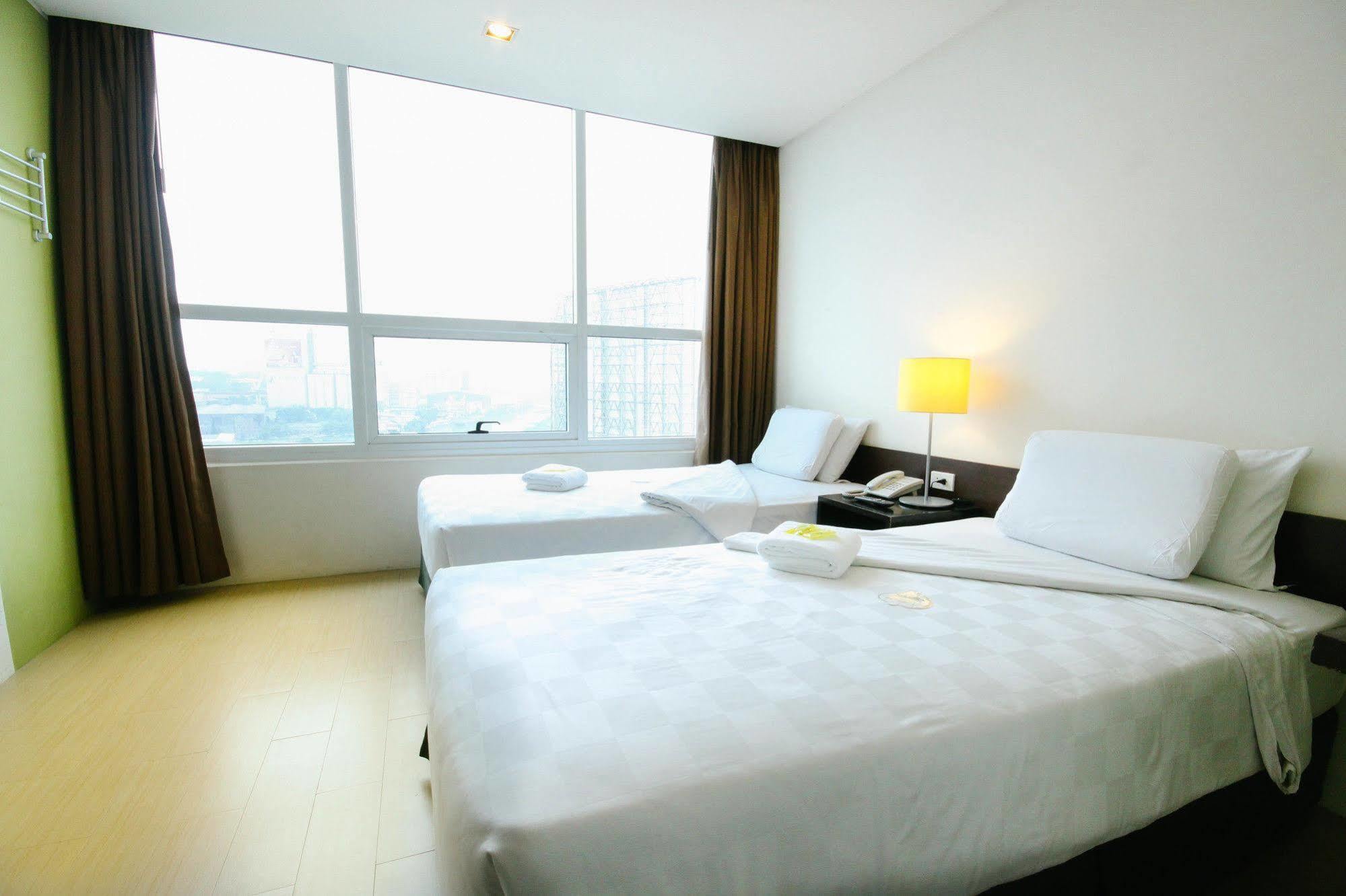 고 호텔스 만달루용 Mandaluyong 외부 사진